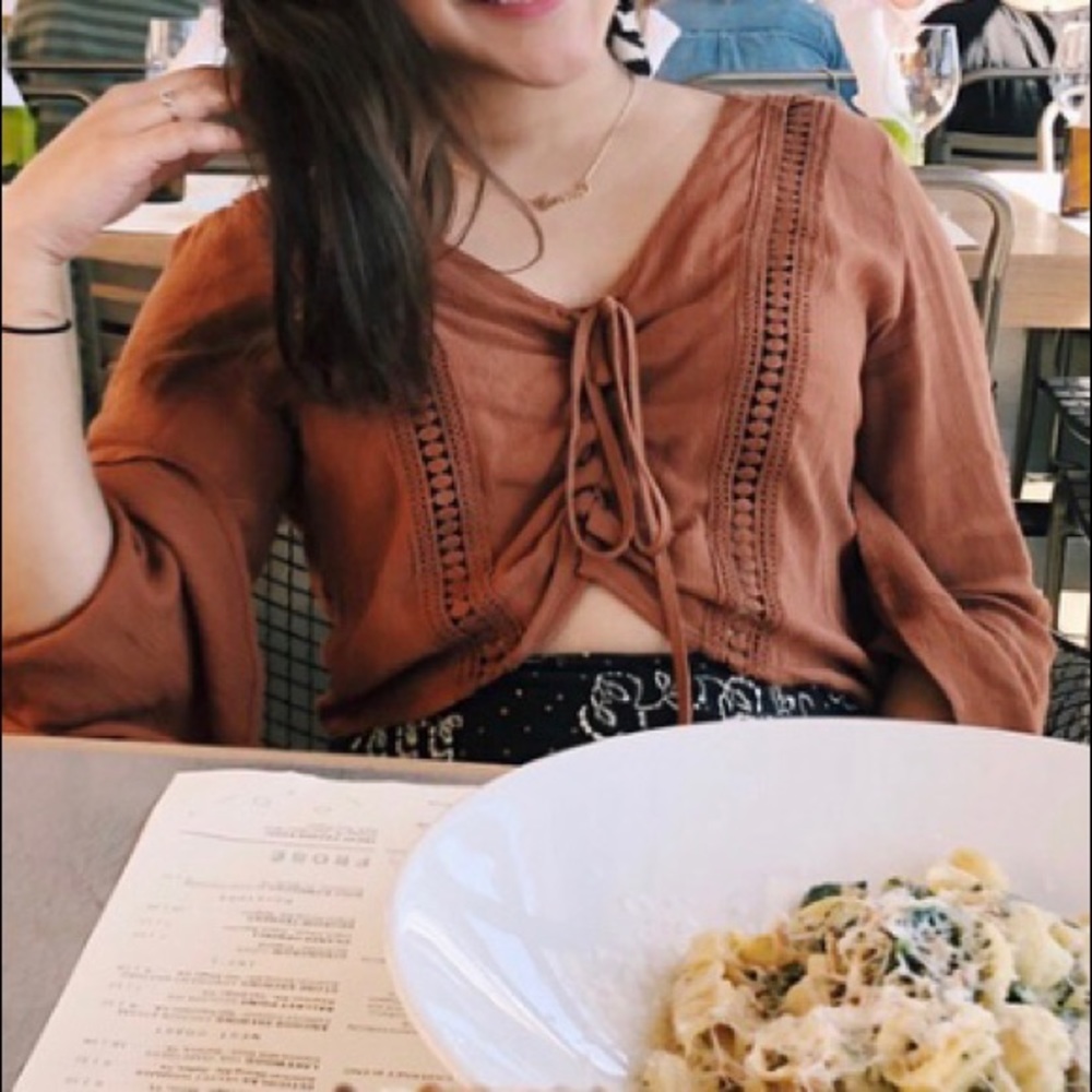 Forever 21 Boho cropped blouse